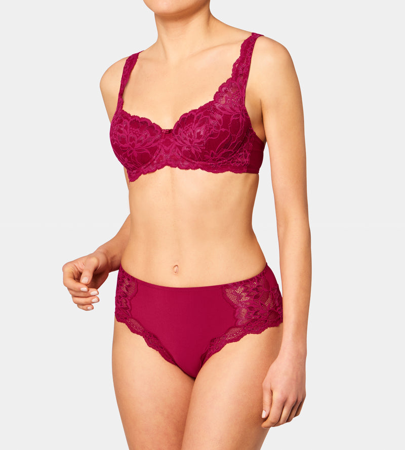 Triumph AMOURETTE CHARM Wired Padded Bra – ForU Lingerie